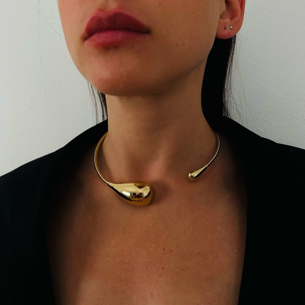 New Drop Shaped Open Gold Metal Choker Necklace - Picture 2 of 12